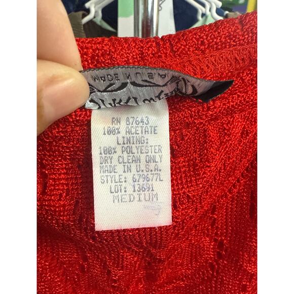 BN #33 Streetwear Red Lace Midi Skirt with Lining - Size Medium - Made in USA - Picture 6 of 6